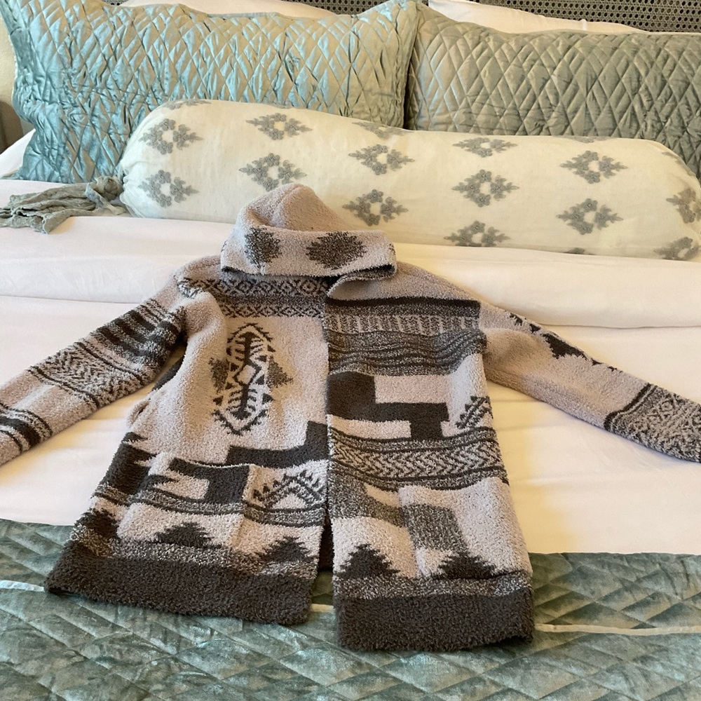 Barefoot dreams cozy chic wrap sweater